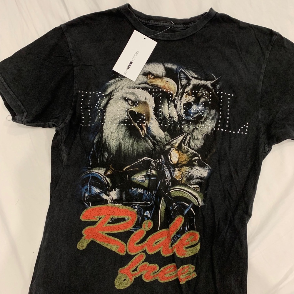 FASHION NOVA MENS GRAPHIC TEE